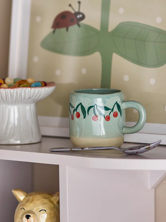 Kindertasse Steingut Bloomingville Millie Blau – Handbemalt Unikat