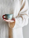 Kindertasse Steingut Blau Bloomingville MINI – Unikat Wolkenmotiv
