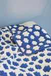 Kinder-Steppdecke Rice by Rice Wolkenmuster Baumwolle Creme Blau